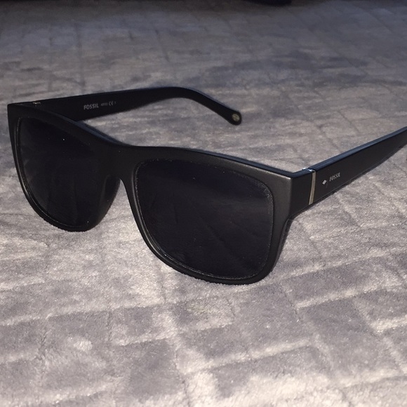 Fossil Other - Fossil Sun Glasses